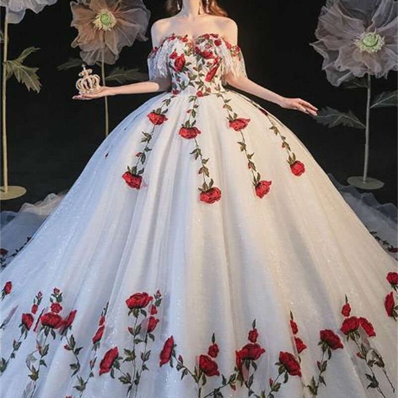 Gaun pernikahan kustom rok mengembang putih bahu kartu Bandeau cetakan merah Royal Trail elegan Katedral 2024 Vestido De Novia