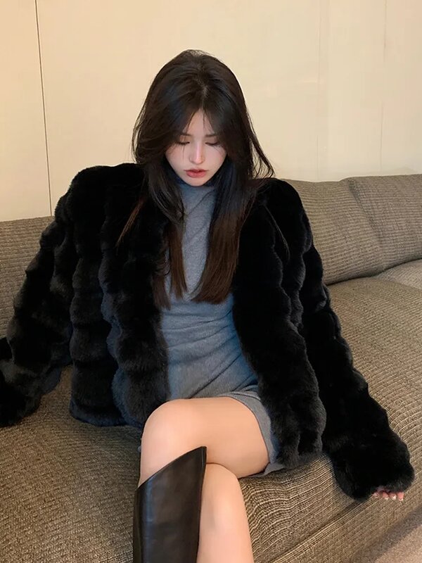 2022 Fashion Imitation Rabbit Hair Coat Women Winter Warm Imitation Mink Fur Coat Female Casual Thick Beige Short Outwear