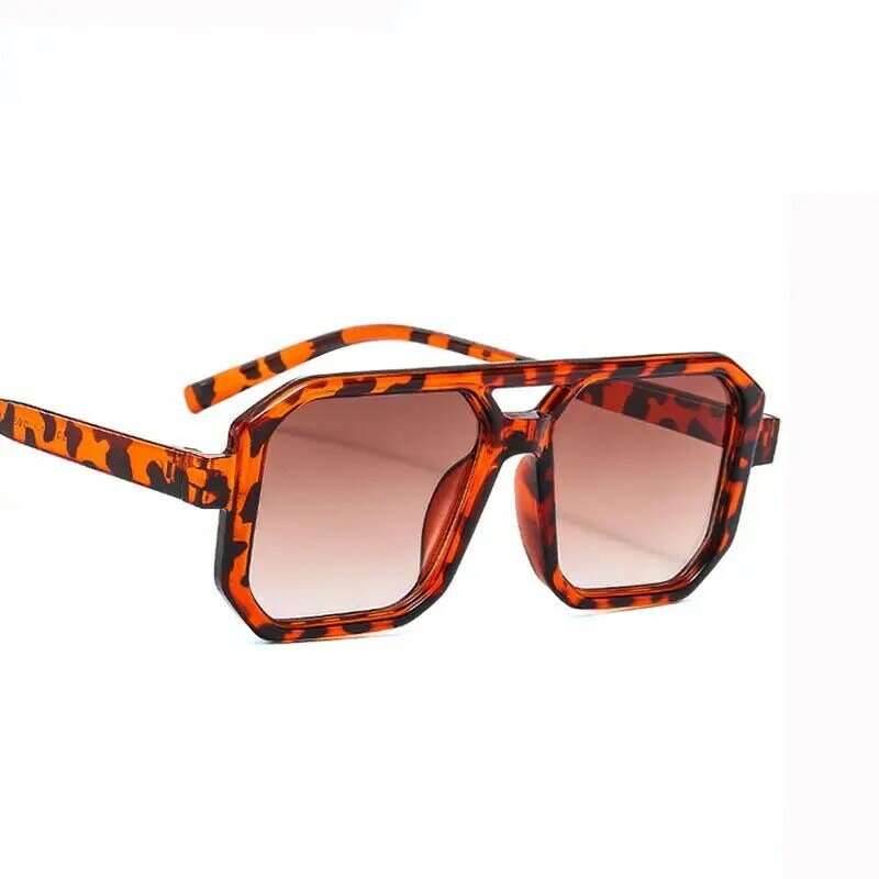 جديد مستطيل النظارات الشمسية النساء البيضاوي Vintage العلامة التجارية مصمم مربع نظارات الشمس للنساء ظلال مكافحة وهج UV400 نظارات