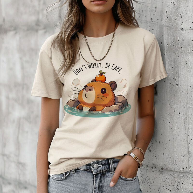 Capybara top donna streetwear comic graphic tshirt girl comic abbigliamento