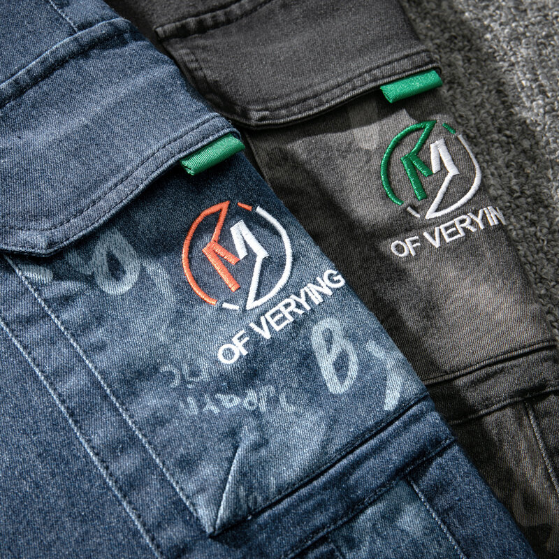Calça justa de bolso múltiplo masculina, macacão casual de algodão, jeans de primavera e verão, tamanho grande, nova moda, 2023