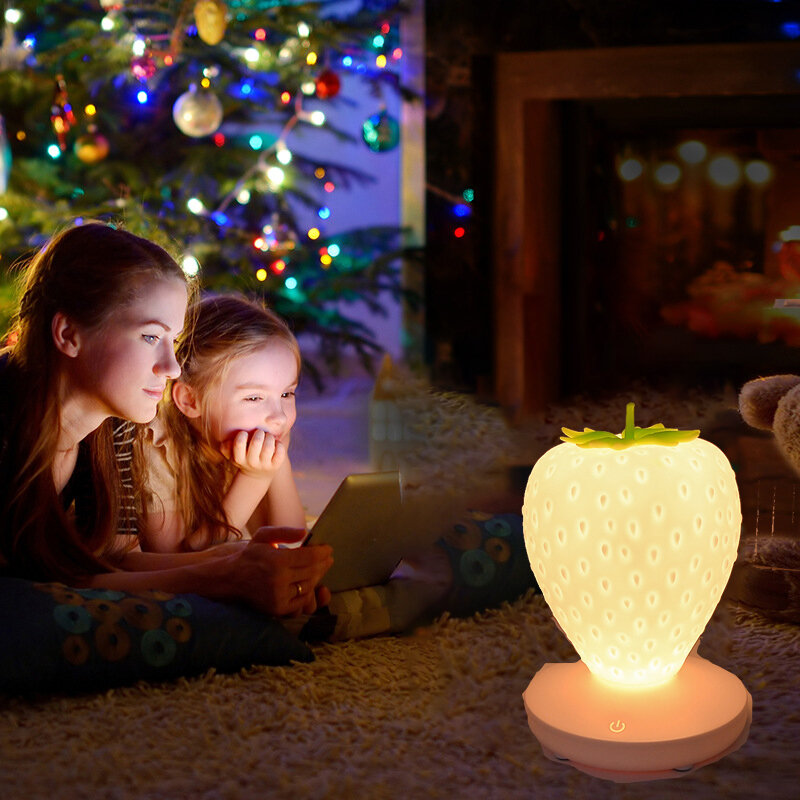 Lámpara LED de ambiente para niños, luz nocturna de fresa, Romote, lámpara de mesita de noche USB, decoración de dormitorio para bebés y niños, regalo