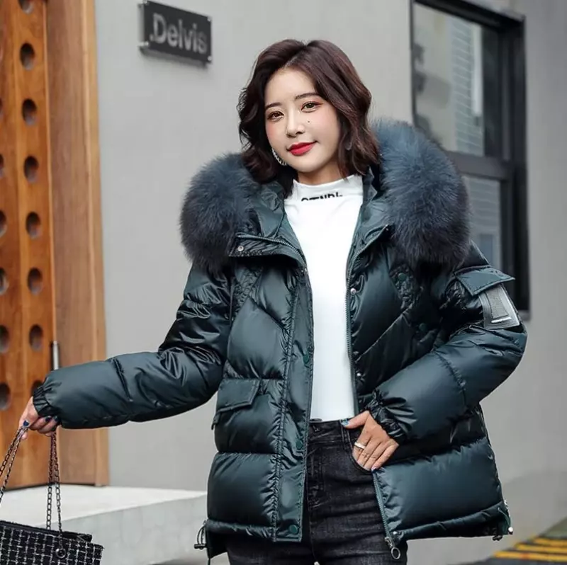 Moda europea bianca giacca invernale da donna grande pelliccia con cappuccio spessa piumino parka giacca femminile cappotto invernale caldo per le donne 2023 nuovo