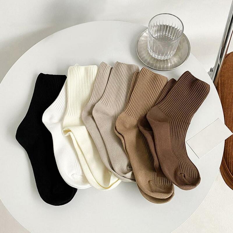 Cozy 1 Pair Stylish Casual Solid Color Ribbed Sports Socks Anti-tear Simple Socks Mid-tube Streetwear Cotton Women Accessories