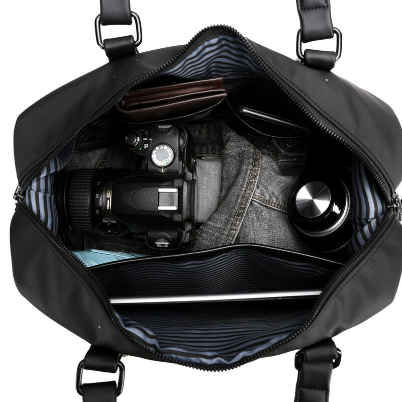 防水トラベルバッグ高級男性のクロスボディバッグ防水男性ハンドバッグ大容量のトートバッグ