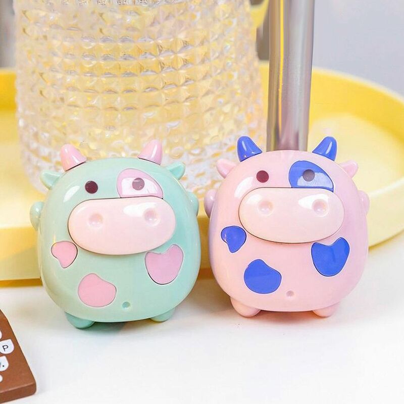 2Pcs Cartoon Cow Pencil Sharpener One Hole Pencil Cutter Creative Stationery Student Gift Pencil Blade School Office Supplies