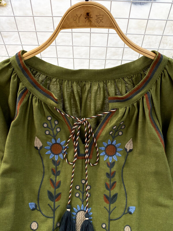 Damska wiosenna bluzka etniczna literatura Retro luźna haftowana bawełna lniana koszula pulower z okrągłym dekoltem Top na co dzień D3549