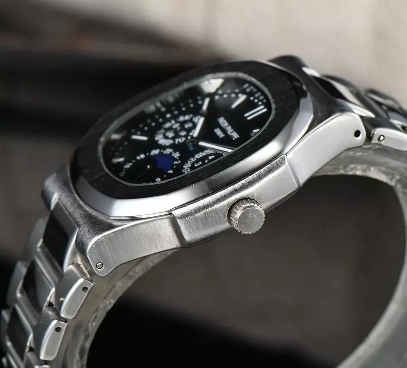 Часы мужские кварцевые Многофункциональные со стальным браслетом и хронографом