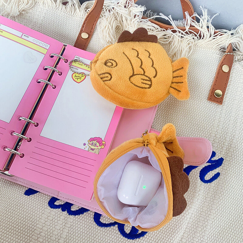 Nowa japońska śliczna pluszowa lucjanka lalka w kształcie ryby torebka na monety kopertówka portfel z kreskówkami Mini portfel na przewodowy zestaw słuchawkowy