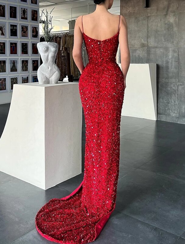 Блестящее красное платье-Русалка для выпускного вечера на лямках с V-образным вырезом