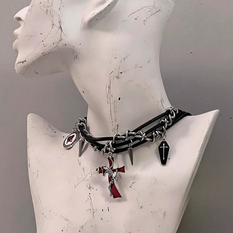 American Retro Kreuz geformte Subkultur Tasche erstickte Halskette modische und coole Herren-und Damen stile