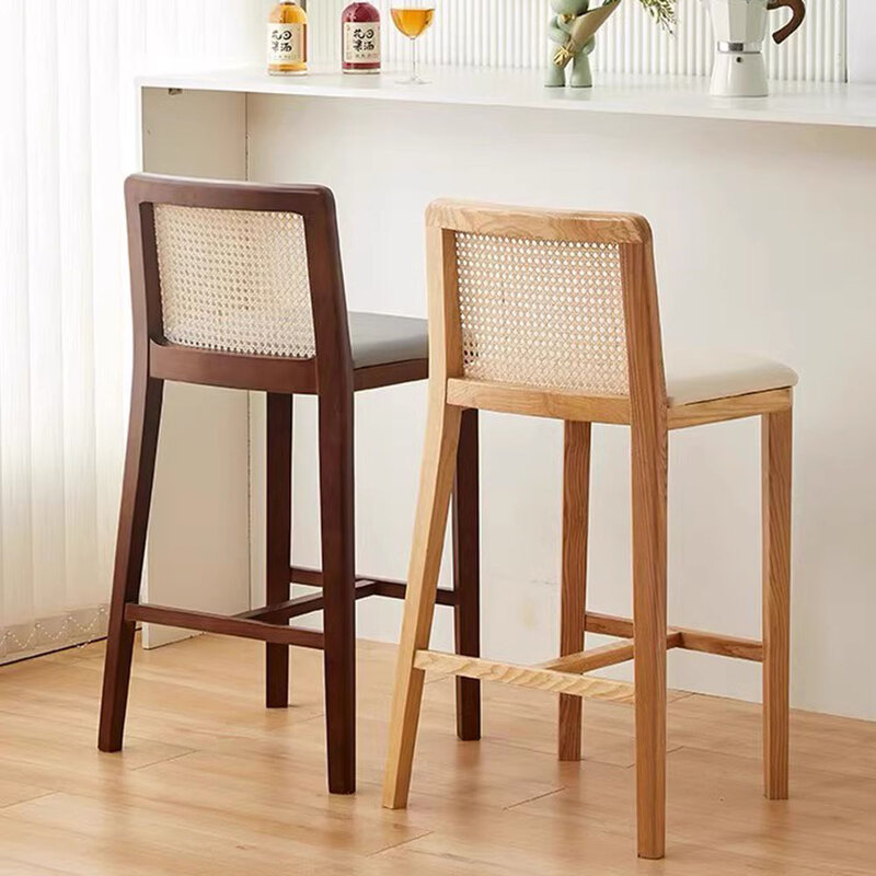 Cadeiras altas modernas de madeira para recepção de bar, mesa minimalista elegante, cadeiras para recepção de bar, meados do século e China, decorações interiores
