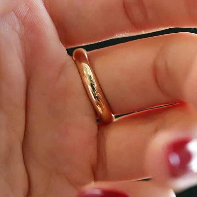 Cincin emas bulat 18K halus 4mm, tidak pudar perhiasan hadiah Pasangan kekasih pita pernikahan sederhana Pria Wanita