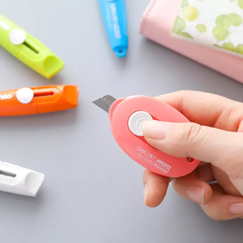 1Pcs Mini Intrekbare Mes Box Cutter Briefopener Voor Snijden Envelop Voedsel Zakken Plastic Zak Wikkelen Tape