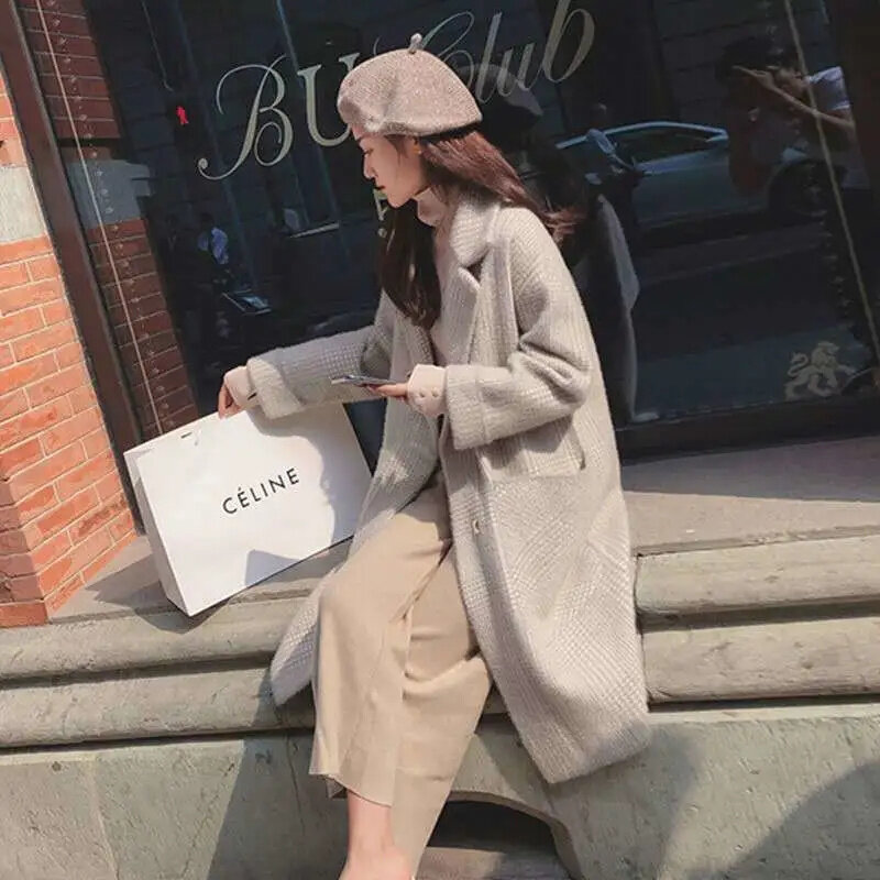 Plaid woolen woat for women 2023 New Fashion Mid Length Lazy Style Loose And Thickened Imitation Mink Fur Coat Suit Collar P26