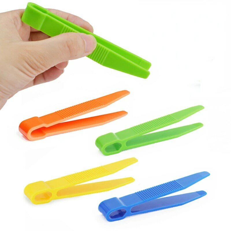 Aksesori latihan gerakan halus anak-anak, 10 buah pinset kepala datar klip warna pinset plastik mainan anak-anak