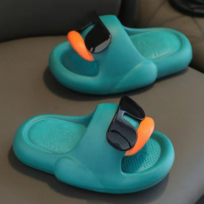 Pantofole estive per bambini bambini Cute Indoor Home Slides scarpe da bagno antiscivolo sandali da spiaggia morbidi pantofole infradito per ragazze dei ragazzi
