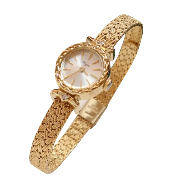 2024 New Quartz Women's Watch Luxury and Elegant Style Set with Japanese Movement Gold Plated Bracelet for Lovers