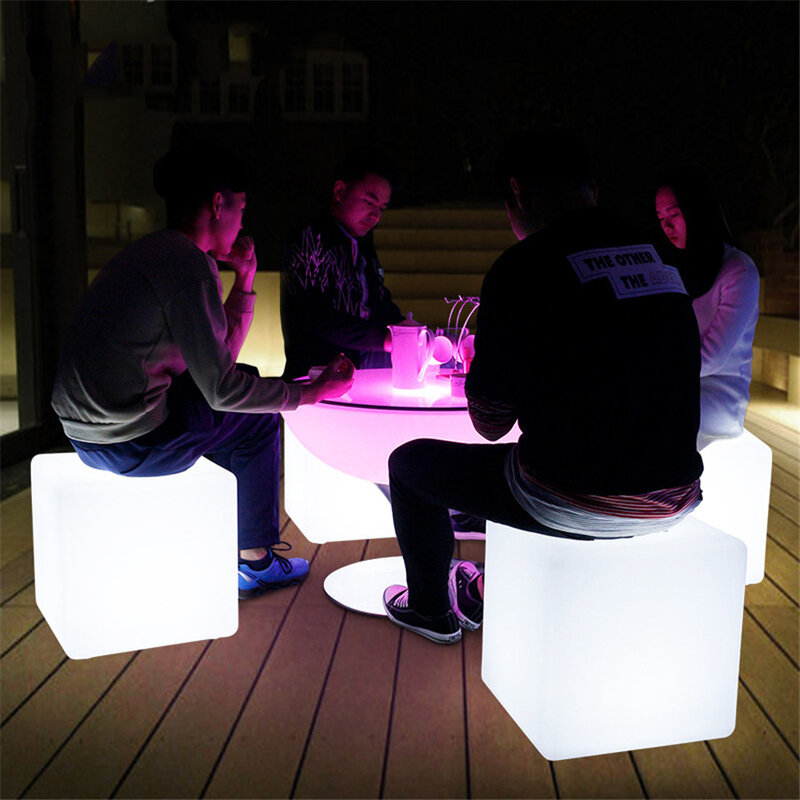 1 szt. Meble do podświetlana dioda LED na zewnątrz fotel w kształcie kostki drążek LED dekoracja na przyjęcie ślubne świecącego stołka sześciennego fotel lekki baterii AAA