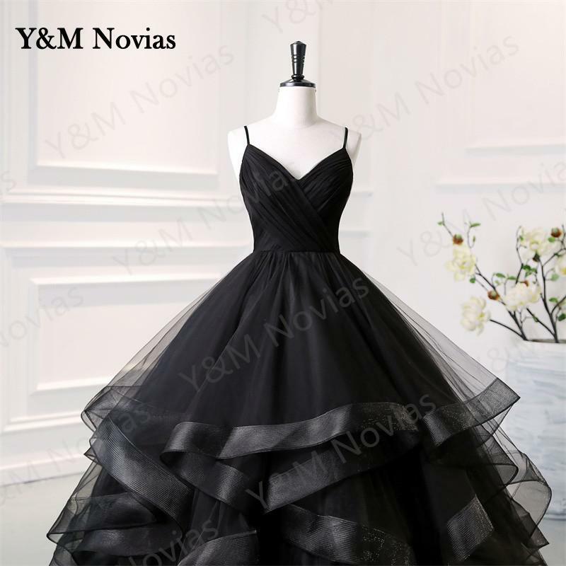 Y & M Novias 블랙 퀸시네라 드레스, 러플 연인 스파게티 스트랩, 달콤한 15 소녀 공주 드레스