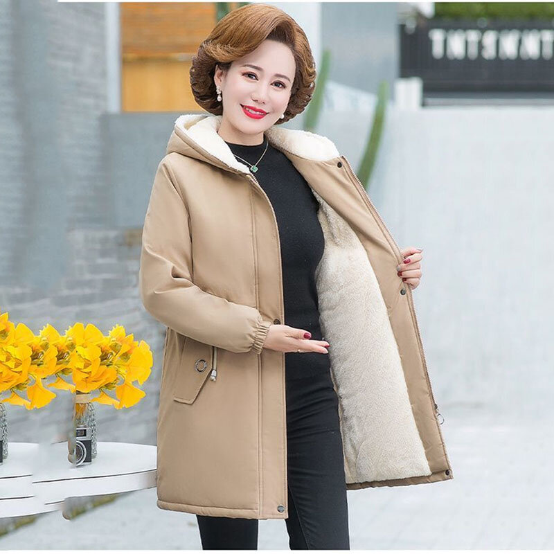 Новинка зимняя куртка на хлопковом наполнителе с бархатной подкладкой пальто для матерей среднего и пожилого возраста женское теплое пальто средней длины для женщин 40 лет 50