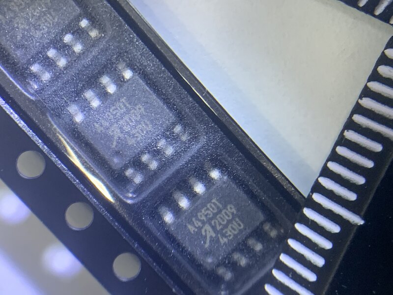 Dispositivo cru eletrônico original e genuíno IC, A4950ELJTR-T SOP-8