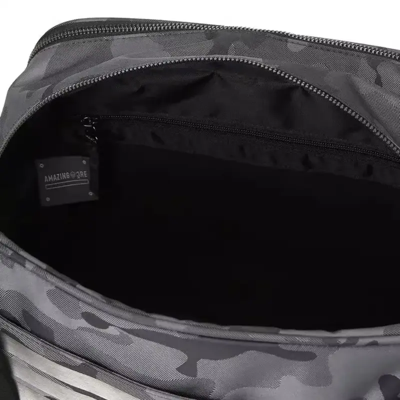 High-End Golf Clothing Bag com alça de ombro, Metal Skull, qualidade tecido Boston Bag, 2022