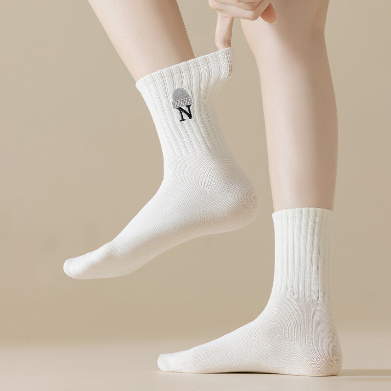 INS Women Socks Cartoon Student Socks Couple Tube Socks Cute Japanese Sock Autumn Winter Letter Embroidery Stockings