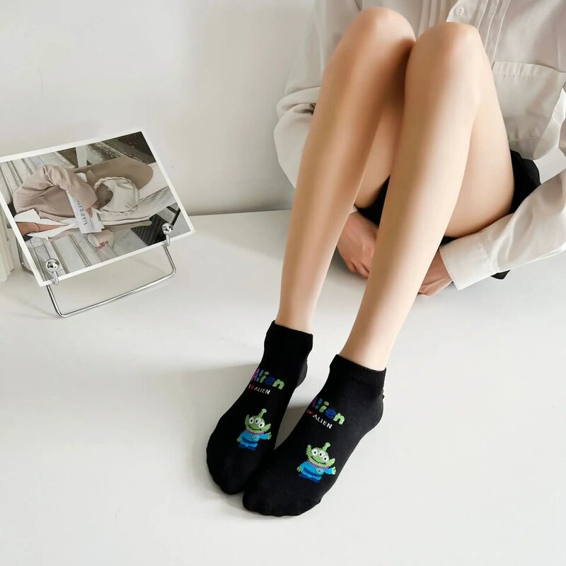 New Cartoon Mickey Minnie Printed Sock for Girl Cute Letter Short Socks for Spring Summer Casual Short Socks for Women Boat Sock