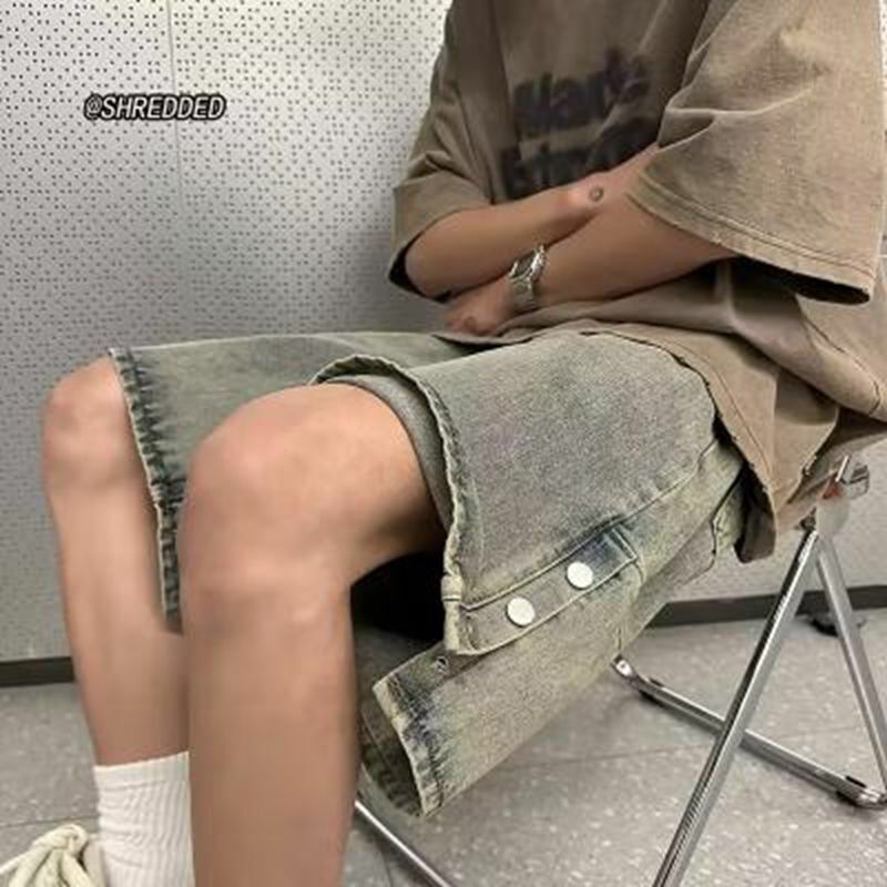 Celana pendek Jeans kancing samping untuk pria, celana pendek Denim kaki lurus kasual Hip Hop gaya Korea Musim Panas 2024, celana jeans y2k untuk pria