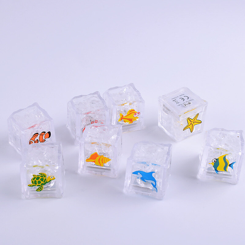 8 개/몫 어린이 욕실 목욕 장난감 아기 놀이 물 바다 매직 아이스 큐브 램프 조명 바다 동물 다채로운 조명 아기 선물