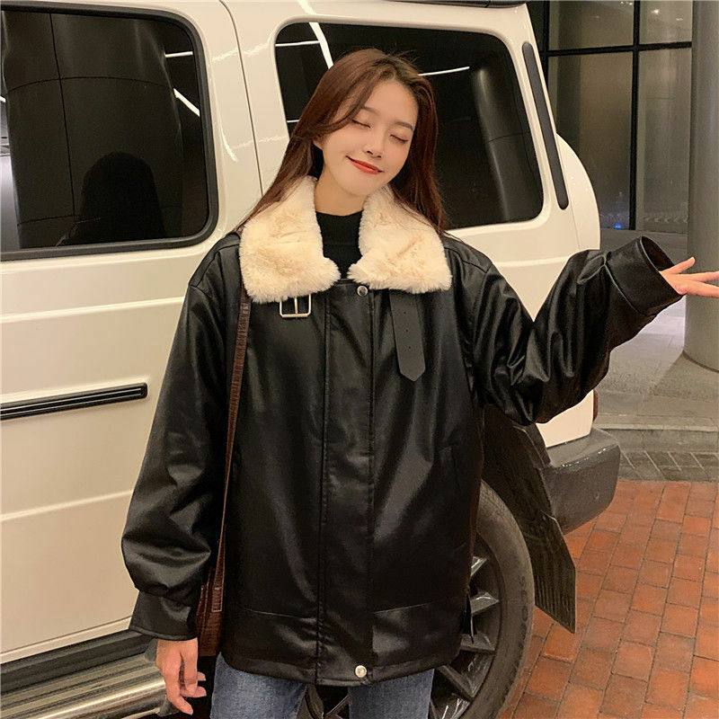 Женская кожаная куртка в стиле ретро, плотная теплая Свободная куртка с длинным рукавом, плюшевой подкладкой и отложным воротником, уличная одежда в Корейском стиле для зимы