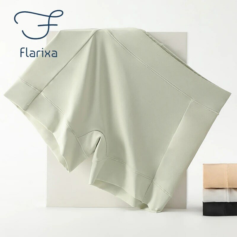 Flarixa กางเกงขาสั้นผู้หญิงไซส์ใหญ่ปลอดภัยใต้กระโปรงกางเกงในบ็อกเซอร์ผ้าไหมน้ำแข็งไร้รอยต่อสำหรับเด็กผู้ชายของผู้หญิงกางเกง M-4XL เพื่อความปลอดภัยในฤดูร้อน