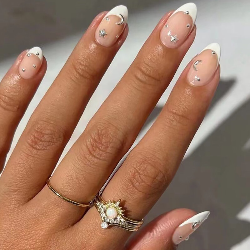 Unghie finte francesi bianche colore nudo stampa sulle unghie stella luna progettato unghie finte indossabili suggerimenti per le donne unghie artistiche Manicure fai da te