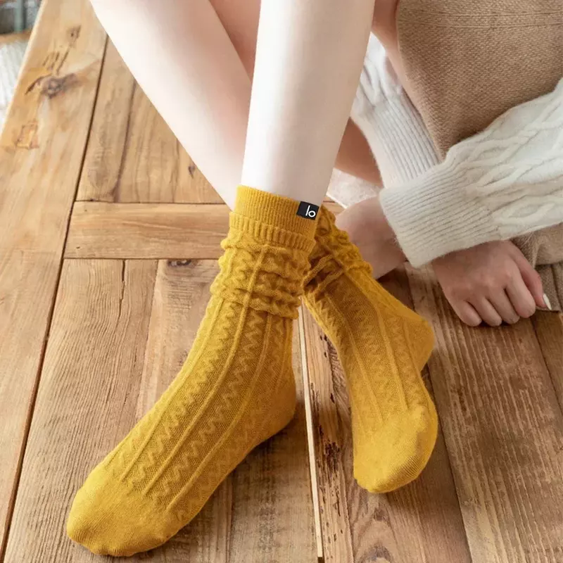 Lo ถุงเท้าโยคะผ้าฝ้ายหนาสำหรับผู้หญิง, ถุงเท้ายาวปานกลางฤดูใบไม้ผลิและฤดูหนาว