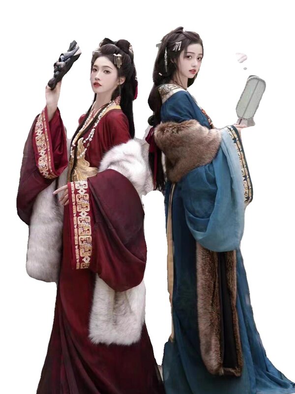 Hanfu Beauty Figure Series Cross necked Warring States Robe Heavy Industry Embroidered Tail