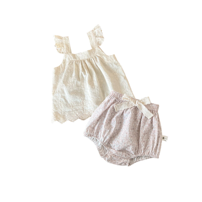 Летняя одежда для маленьких девочек, комплект из 2 предметов, топы с квадратным вырезом и летящими рукавами, кружевные шорты с бантом и цветочным принтом, наряды для новорожденных девочек
