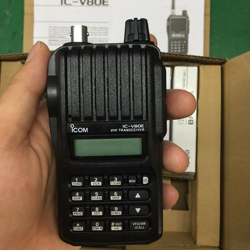 Transceptor ICOM IC-V80E VHF, Walkie Talkie, 8W, 10km, com parte superior do alarme de emergência