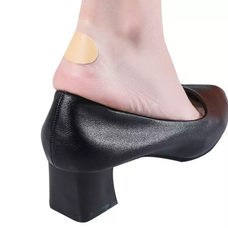 Gel calcanhar protetor para cuidados com os pés, 30pcs, almofadas adesivas, forro calcanhar hidrocolóide, sapatos adesivos, gesso alívio da dor, cuidado com os pés