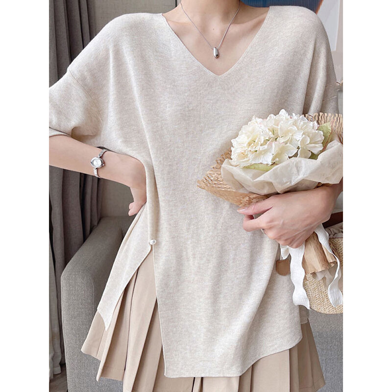 Fashion V-Neck Solid Color Knitted Slit Beading T-Shirts Women Clothing 2024 Summer New Loose Korean Tops Office Lady Tee Shirt
