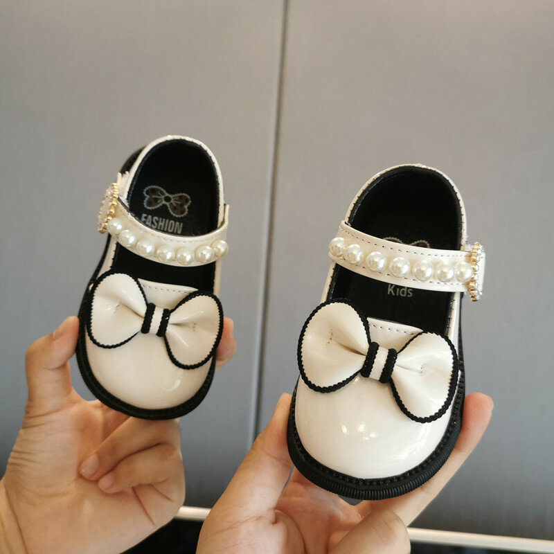 Chaussures en cuir pour bébés de 0 à 3 ans, chaussures de marche perlées, chaussures à bouche carrée astronomique souple, chaussures de princesse pour enfants, automne