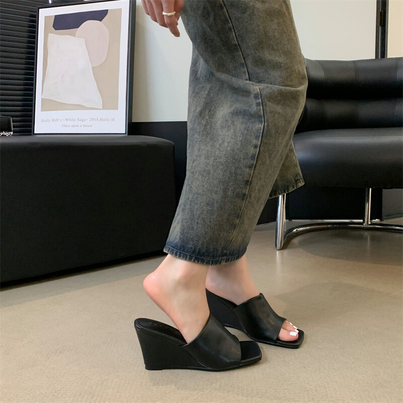 2024 Ladies Retro Wedge Slippers Women Shoes Summer Wear Square Head Open Toe Thick Soled line Female Sexy High-heeled Slides