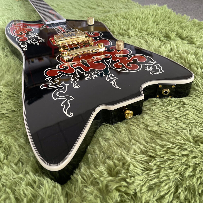 Free shipping black 6 strings electric guitar, real picture guitars,Mahogany body with rose wood fingerboard guitarra