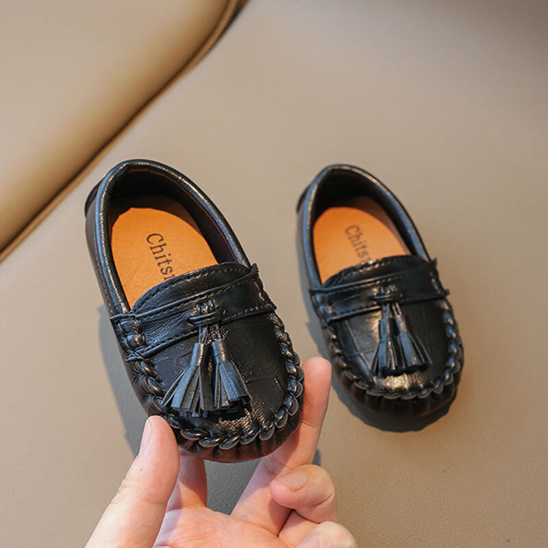 Детская повседневная обувь на весну и осень, мягкая подошва, обувь для маленьких мальчиков с кисточками, дизайнерская удобная детская кожаная обувь без шнуровки для девочек CSH1587