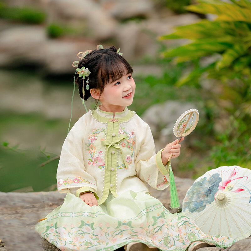 Hanfu gaun anak perempuan musim semi kerah berdiri buatan Ming gaya kuno dua potong set gaun kuno anak perempuan kecil rok panjang anak-anak