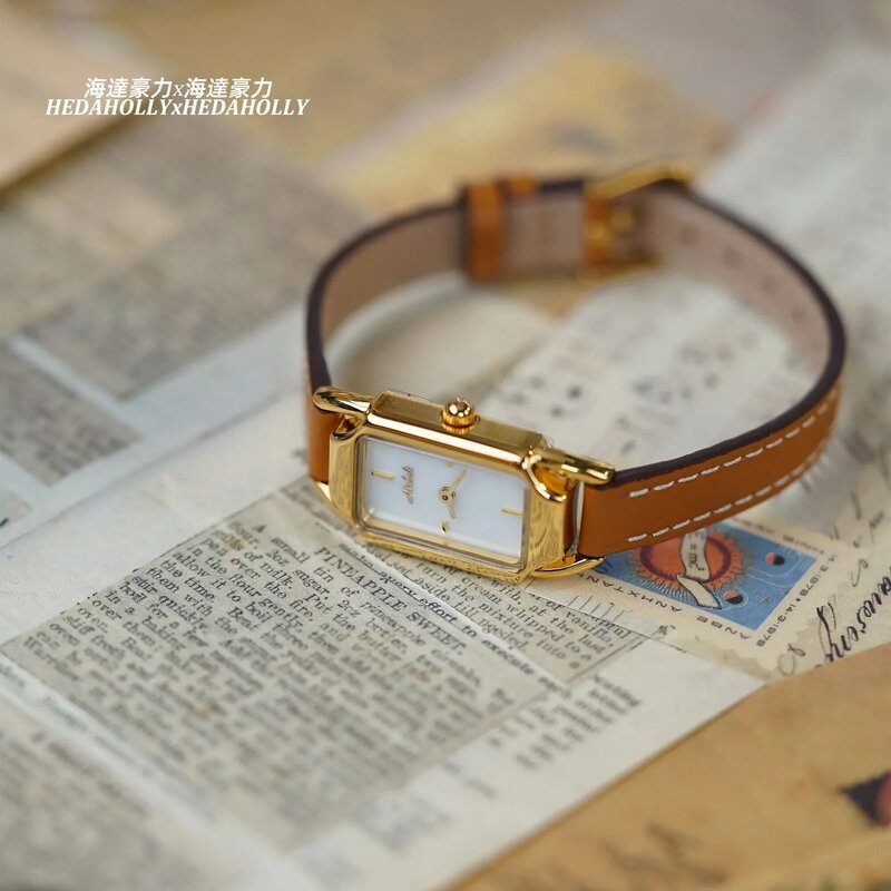 2024 New Women's Watch Quartz Wristwatch  Vintage Genuine Leather Strap Simple brown gift steel clock