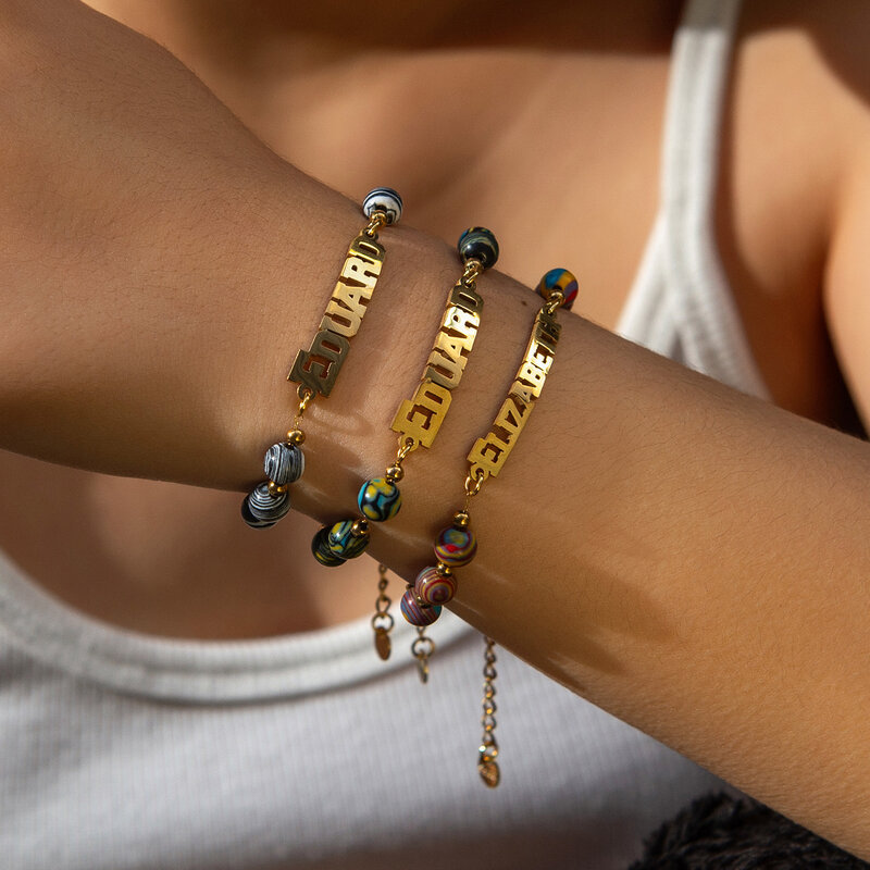 Atoztide braccialetto personalizzato con nome personalizzato in acciaio inossidabile per donna uomo lettera colore perline catena braccialetto regalo di gioielli di compleanno