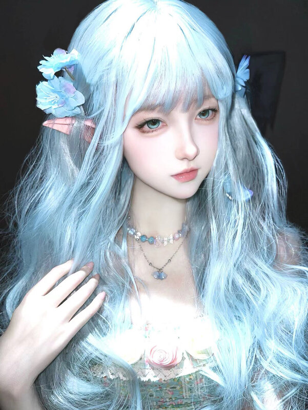 Wig sintetis gaya Lolita biru langit 24 inci dengan Wig panjang alami bergelombang untuk Wig Cosplay harian wanita tahan panas