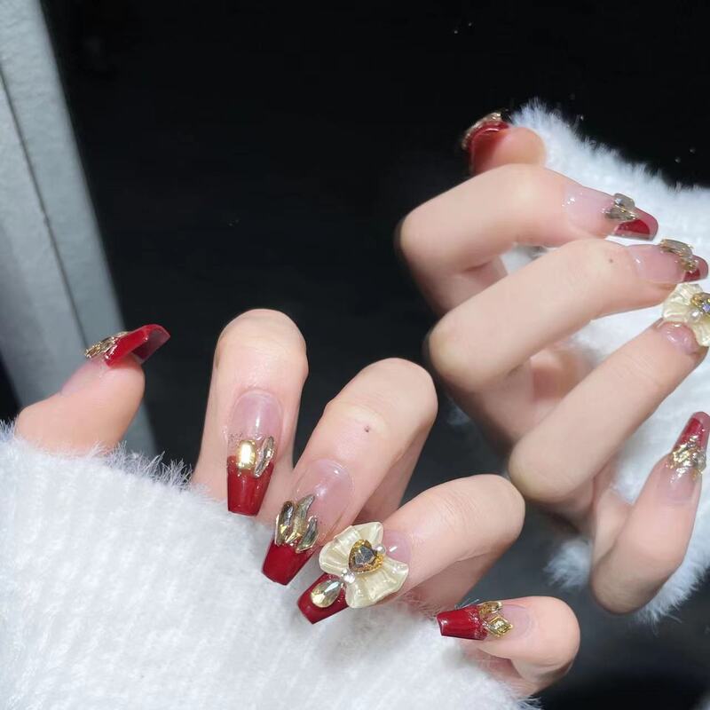 Czerwone złoto ręcznie robione paznokcie na pełnym pokryciu Manicuree duże diamenty sztuczne paznokcie do noszenia sztuczne z zestawem narzędzi