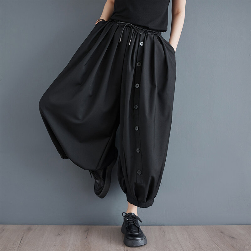 กางเกงบลูมเมอร์ลำลองของผู้หญิงแฟชั่นสีกางเกงขาม้าเอวสูงสไตล์ญี่ปุ่นสีดำเข้มฤดูใบไม้ผลิฤดูร้อน